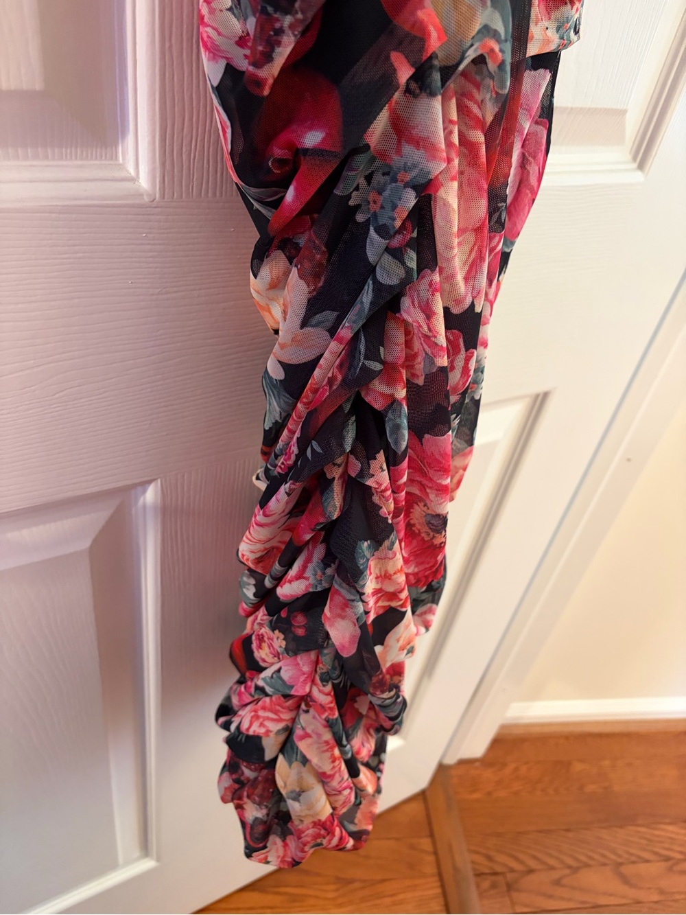 Express Ruched Midi Dress EUC - Picture 5 of 8